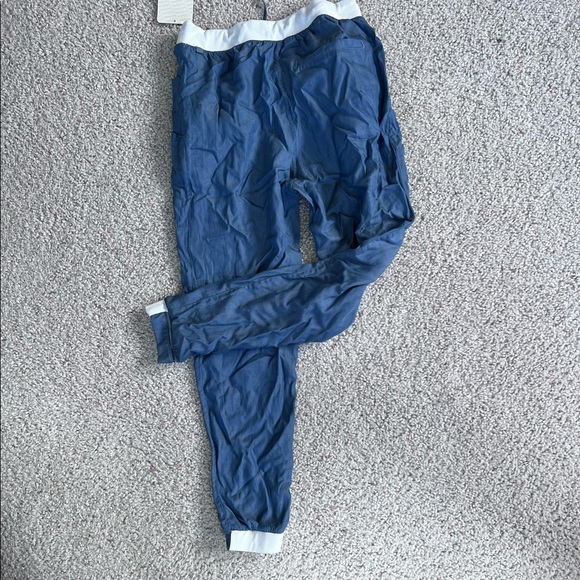 ☀️NWT Lululemon City Jogger - Picture 2 of 4